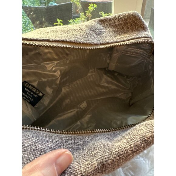 Unisex Toiletry Canvas Bag with Leather Handles - Picture 5 of 7